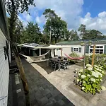 Domek alpejski Forest Family 6 Persoons Op 5 Sterren Park Beekbergen