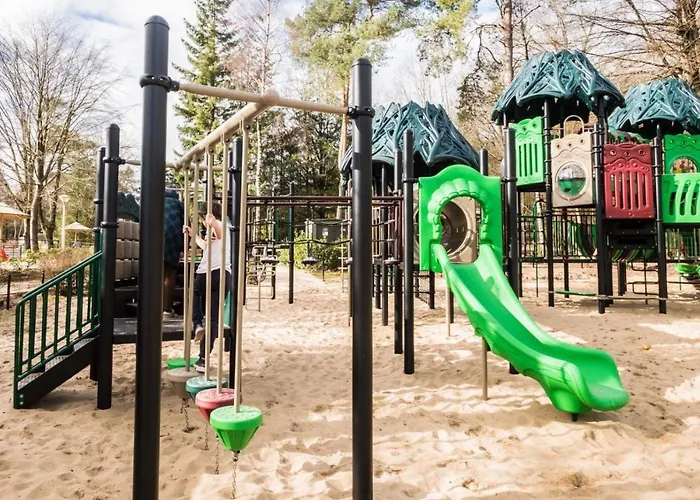 Forest Family 6 Persoons Op 5 Sterren Park * بيكبيرخين