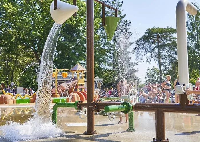 Forest Family 6 Persoons Op 5 Sterren Park * بيكبيرخين